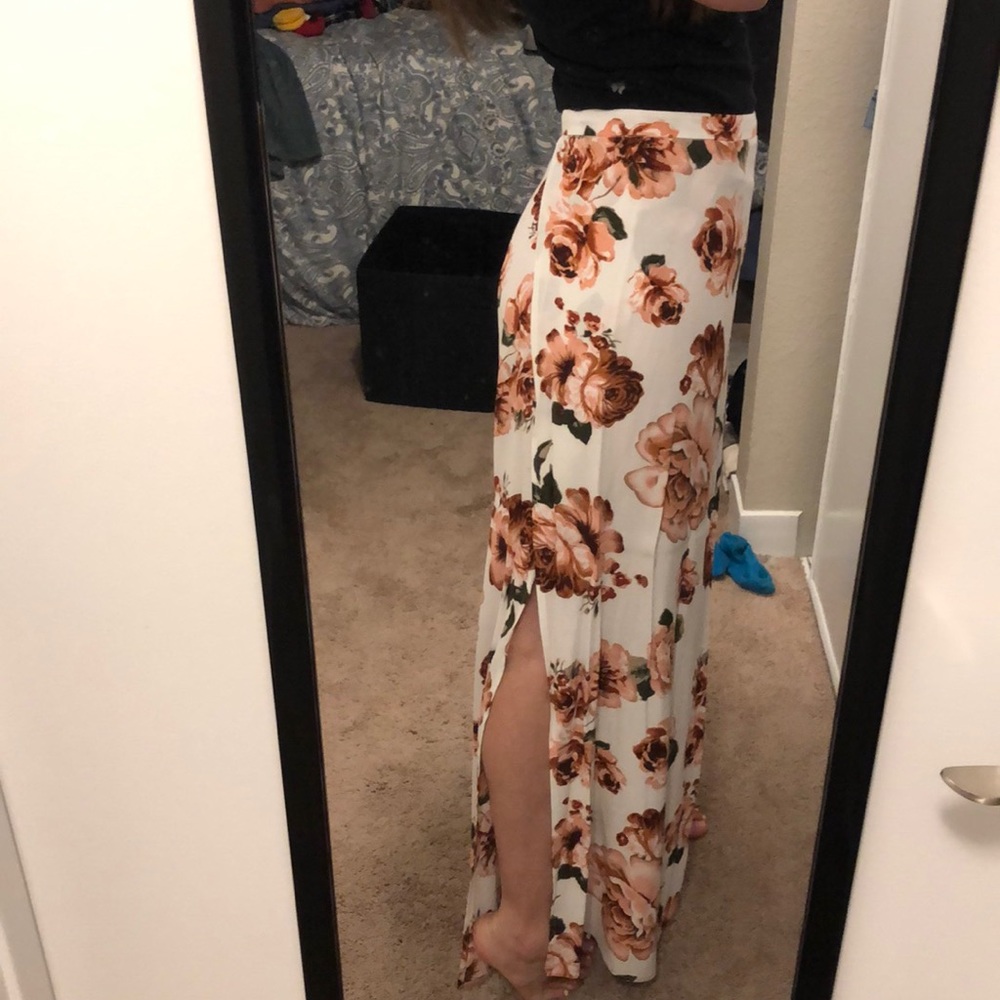 White and pink skirt